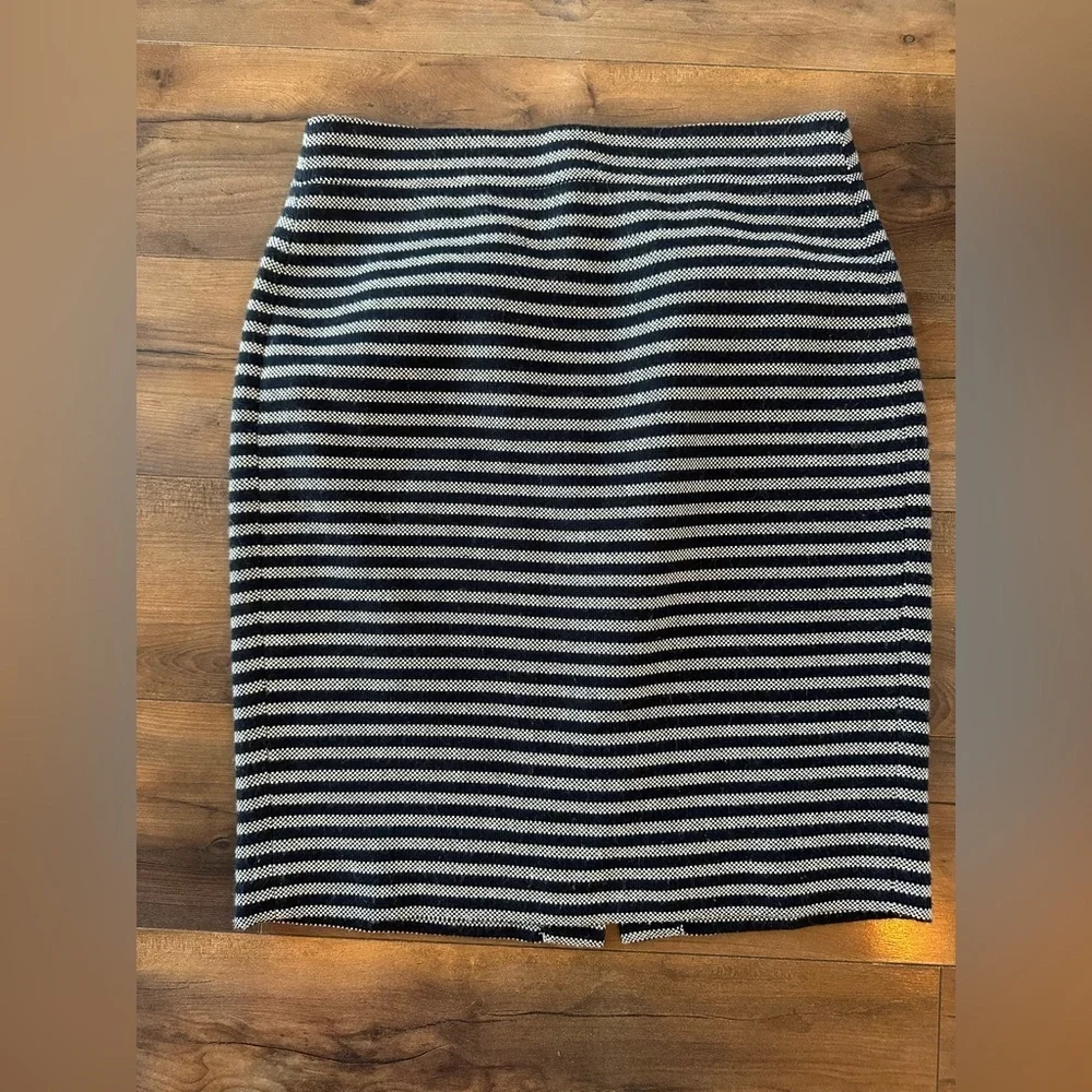 J.Crew Striped Wool Blend Pencil Skirt Size 4 Classic Workwear